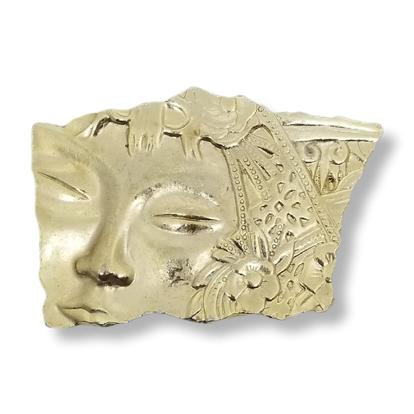 VINTAGE GOLDTONE ASIAN GEISHA FACE ABSTRACT DESIGN BROOCH - Picture 1 of 4